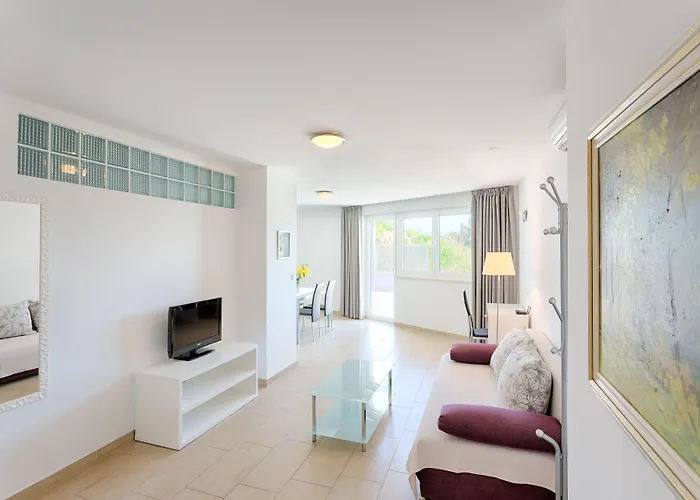 Adriatic Queen Πανσιόν