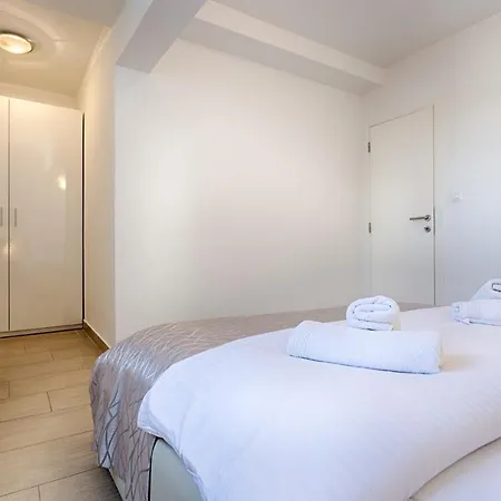 Adriatic Queen Gostinjska kuća Split