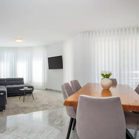 Adriatic Queen Vendégház