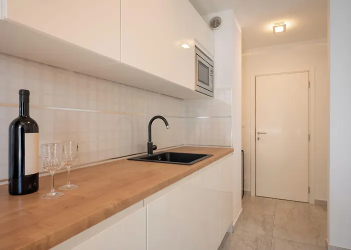 Adriatic Queen Πανσιόν