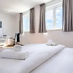 Pensión Adriatic Queen 3*