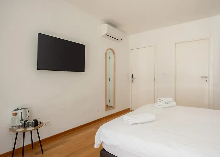 Adriatic Queen Gostinjska kuća 3*