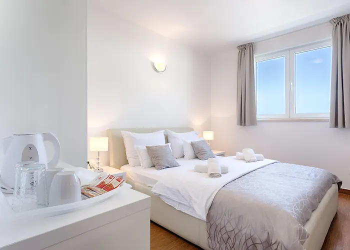 Adriatic Queen Gostinjska kuća 3*